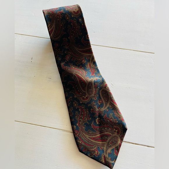 Burberry Other - Burberrys Of London Vintage Mens Paisley Tie